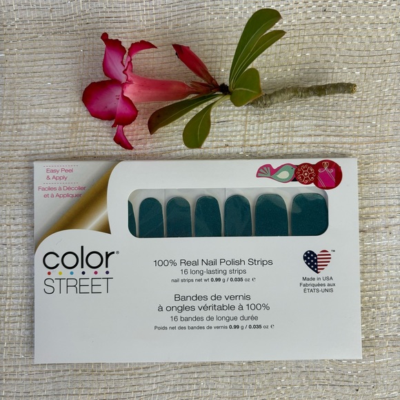 COLOR STREET Bundle. - Picture 6 of 11